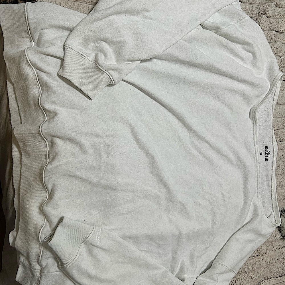Hollister Off-shoulder Sweatshirt in White